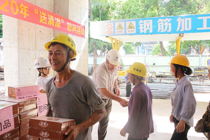 区工业设计院住宅项目送清冷。张钊林 摄.JPG