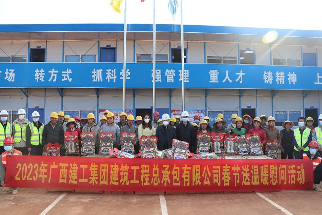 活动合影。周煜川 摄（建图）.jpg