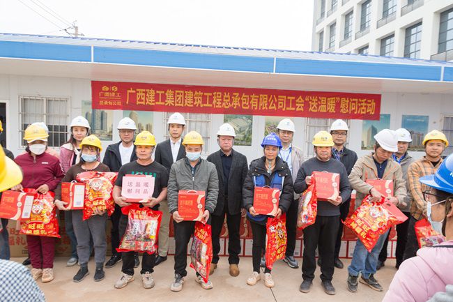 现场所影留想。郭奎君摄（建图）.jpg